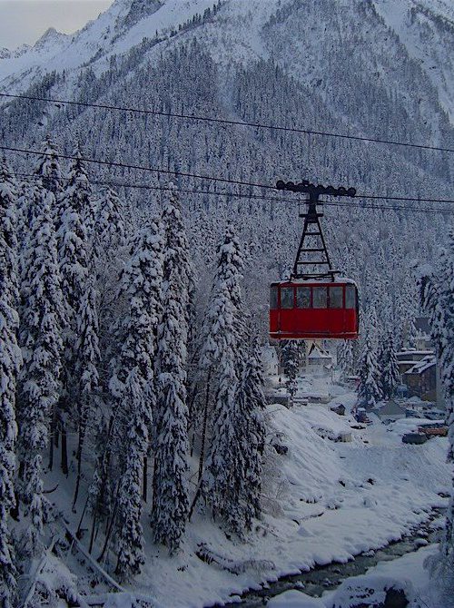 Домбай - удобное бронирование снаряжения на gondo.ru